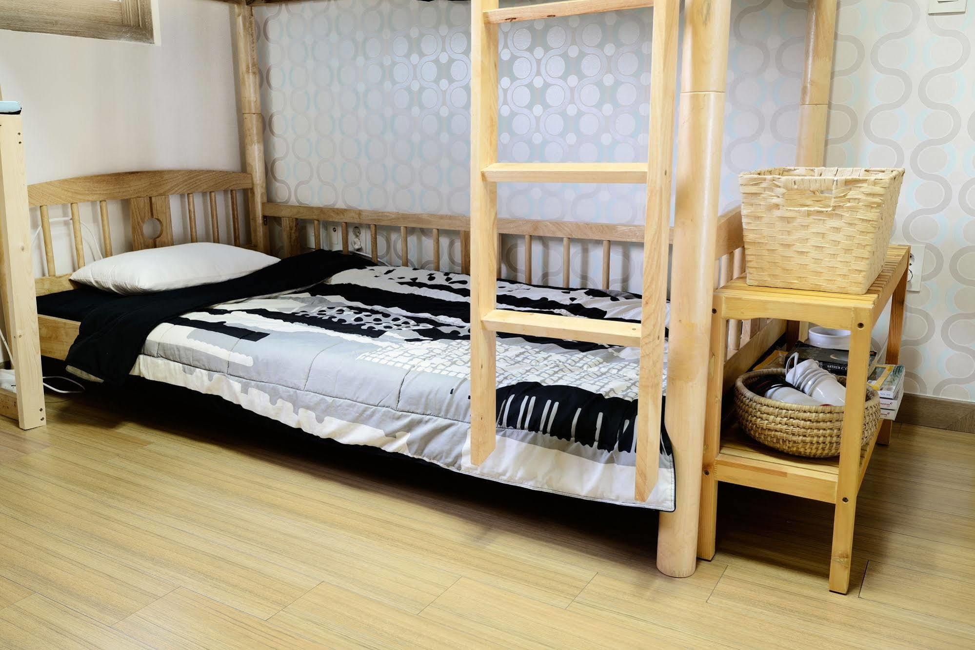 Budget Guesthouse Инчон Экстерьер фото